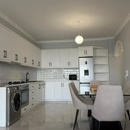 Appartamento Front Row Sunset With Panoramic Sea View Vlorë